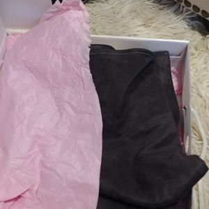 Ivanka Trump Over the knee boots